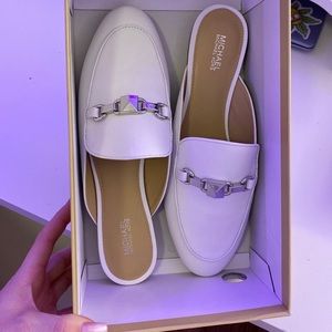 Michael Kors Charlton Slide Size W8